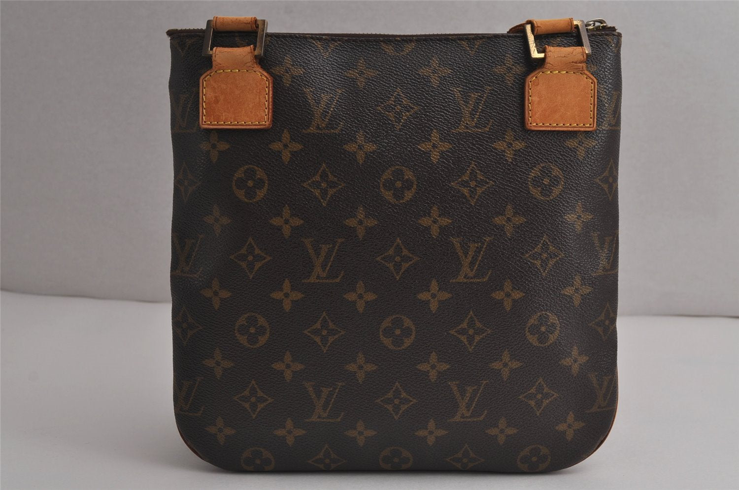 Auth Louis Vuitton Monogram Pochette Bosphore Shoulder Cross Bag M40044 LV 7642J