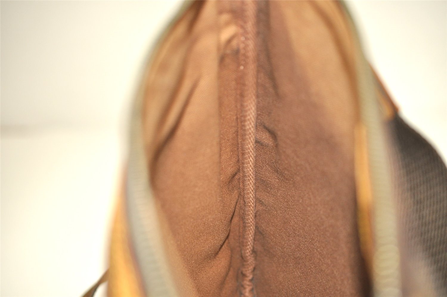 Auth Louis Vuitton Monogram Pochette Bosphore Shoulder Cross Bag M40044 LV 7642J