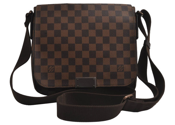 Authentic Louis Vuitton Damier District PM Shoulder Cross Bag N41213 LV 7643J
