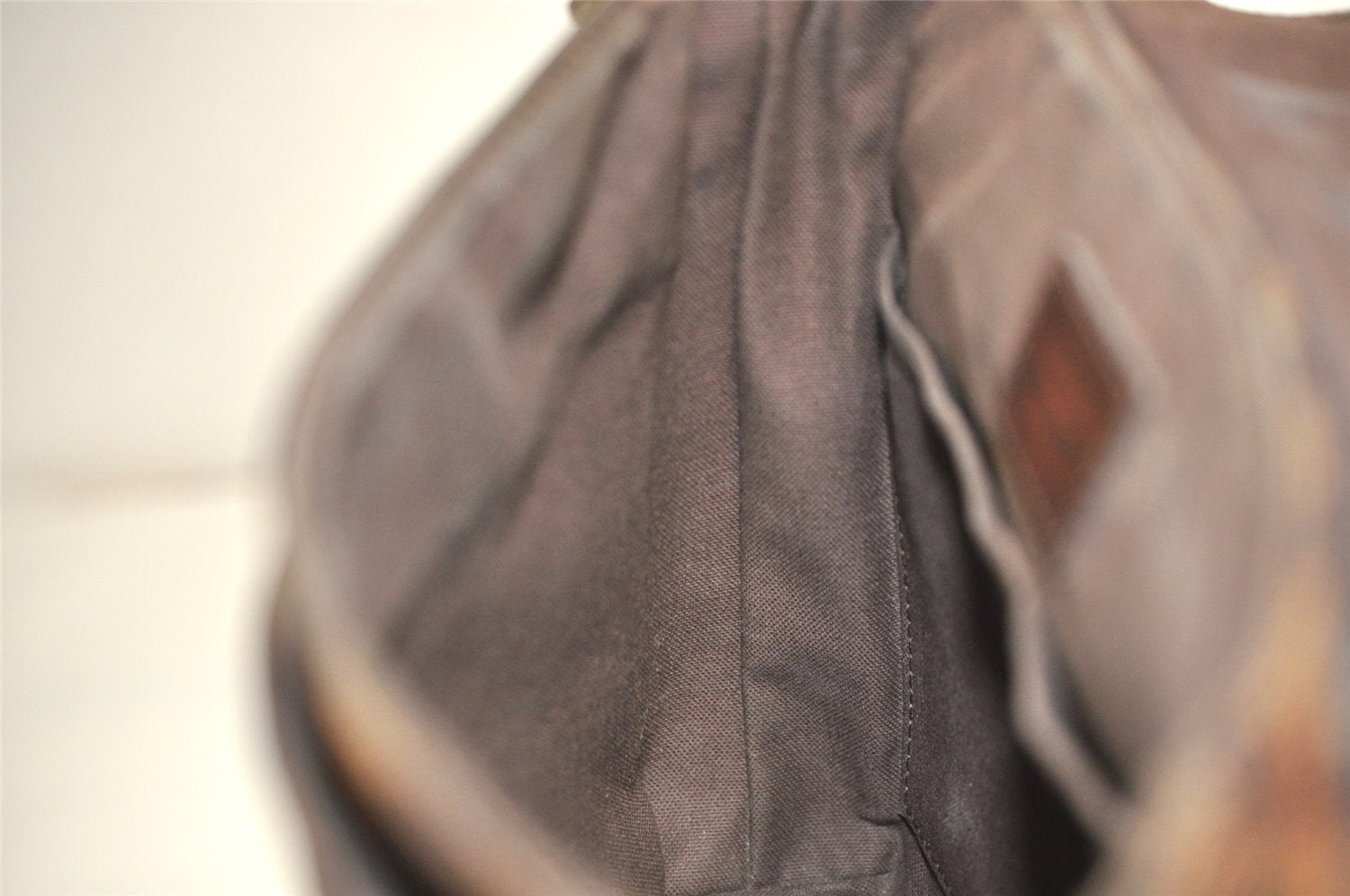 Authentic Louis Vuitton Damier District PM Shoulder Cross Bag N41213 LV 7643J