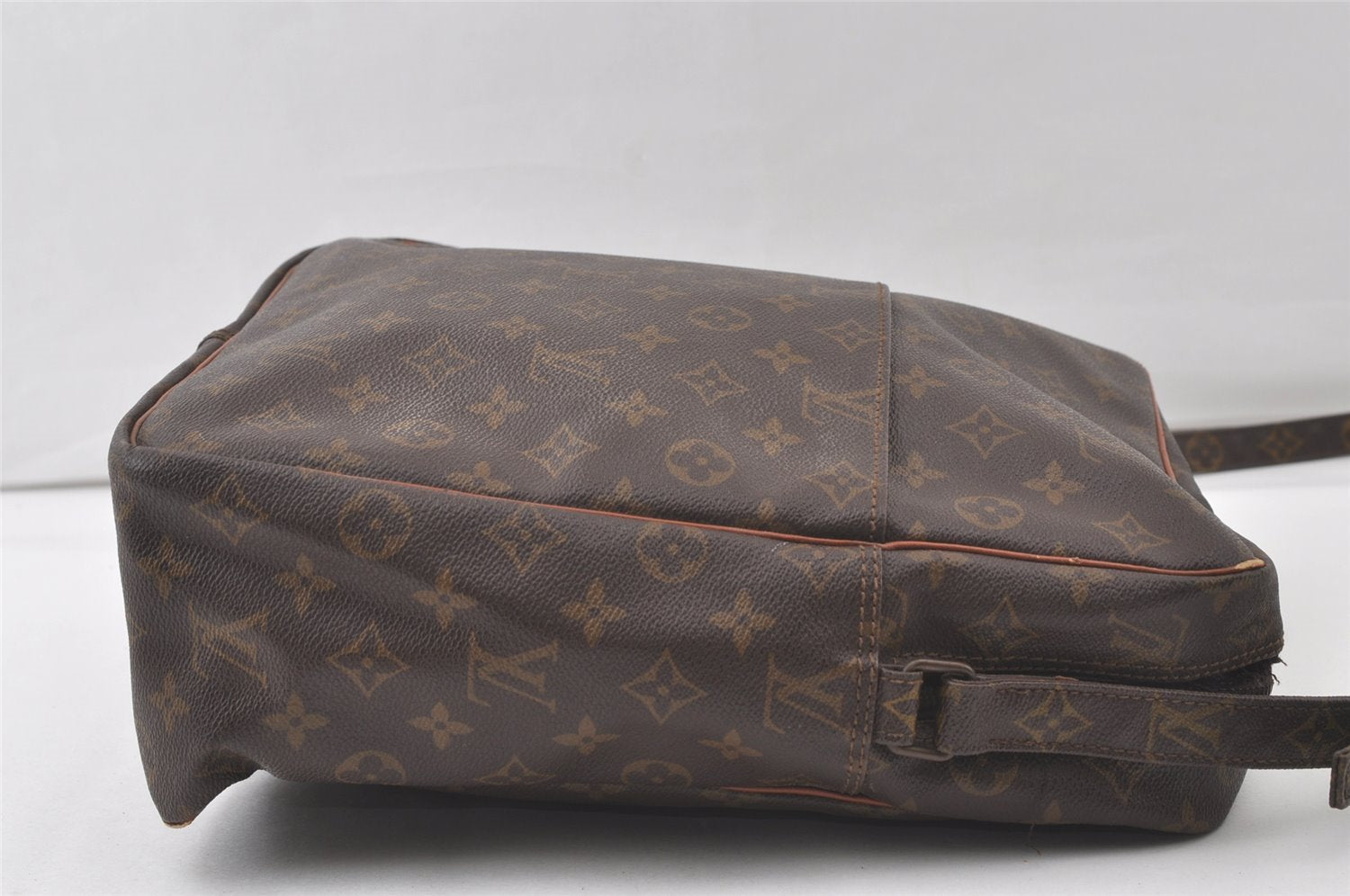 Authentic Louis Vuitton Monogram Marceau Shoulder Cross Bag Old Model Junk 7647K