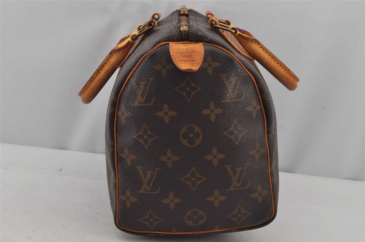Authentic Louis Vuitton Monogram Speedy 25 Boston Hand Bag M41528 LV 7651J