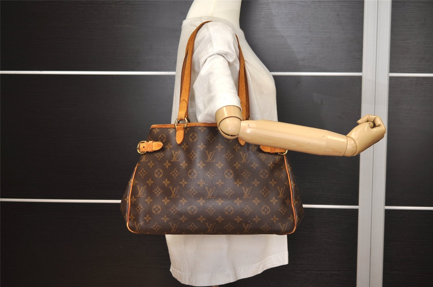 Authentic Louis Vuitton Monogram Batignolles Horizontal Tote Bag M51154 LV 7654J