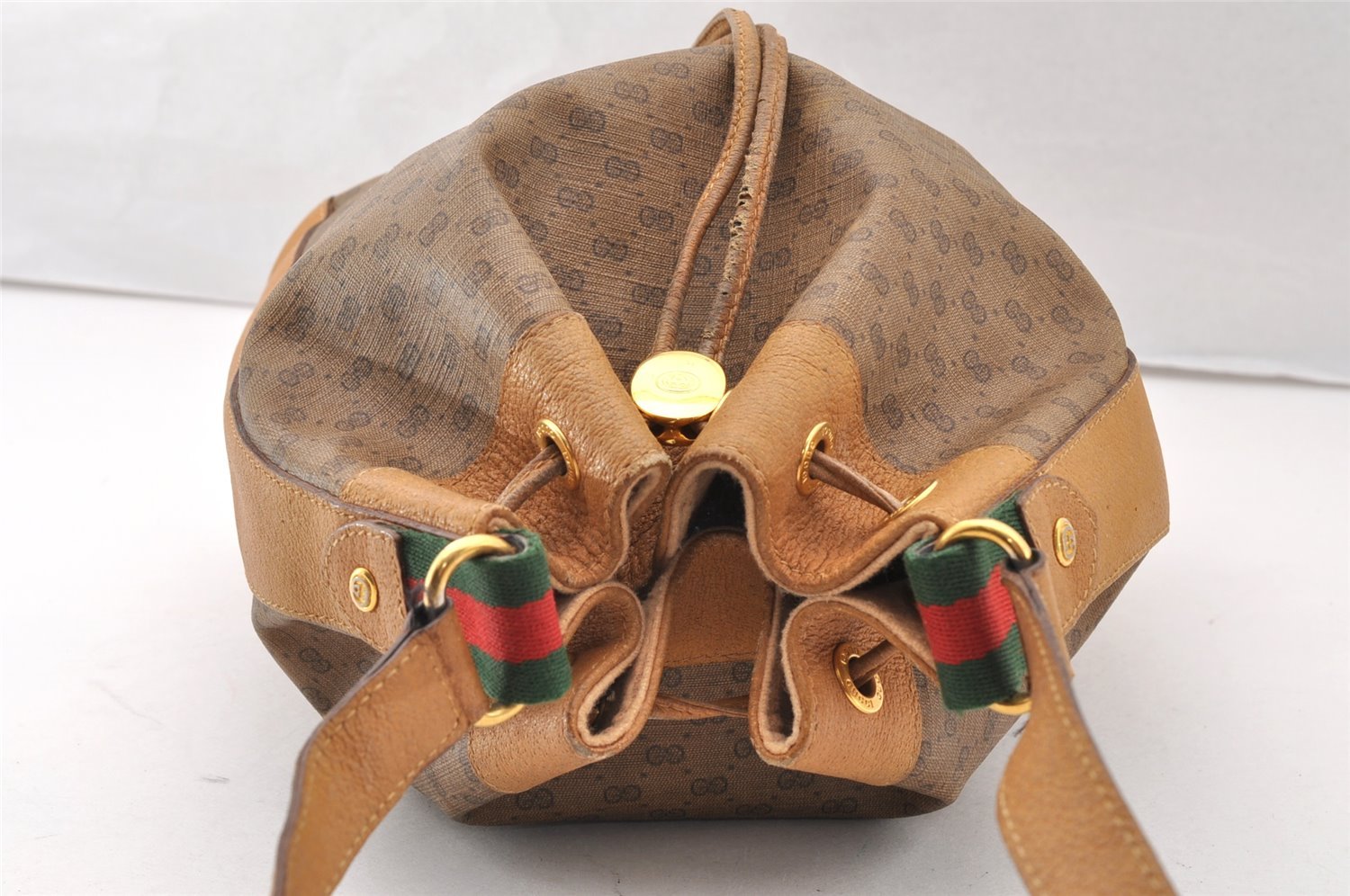 Auth GUCCI Web Sherry Line Micro GG PVC Leather Drawstring Bag Brown Junk 7655I