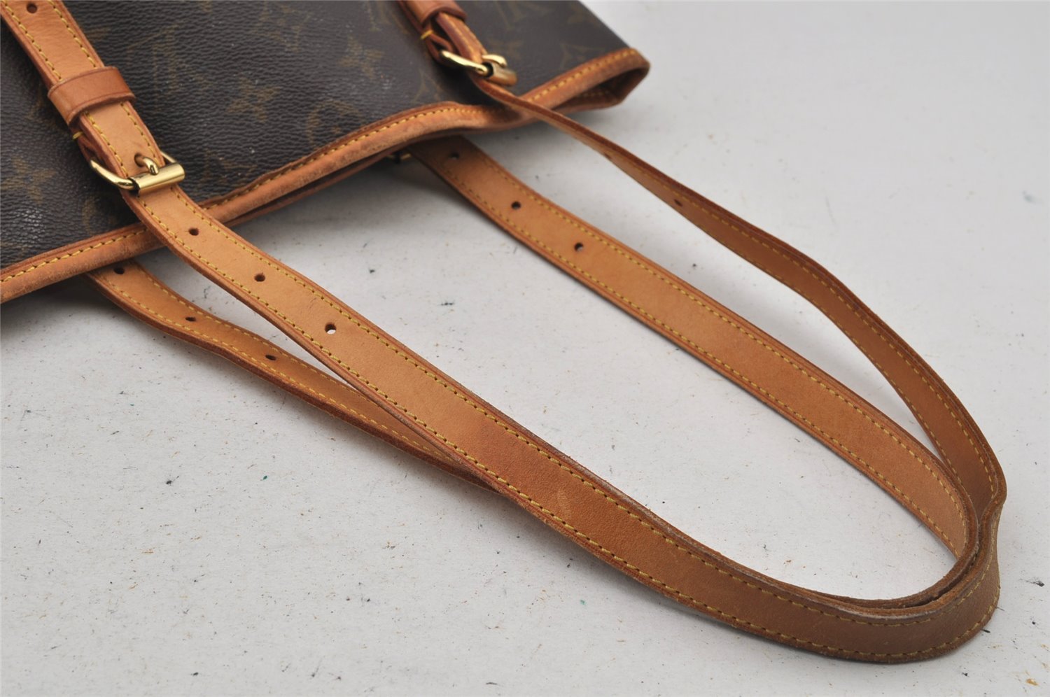 Authentic Louis Vuitton Monogram Bucket GM Shoulder Tote Bag M42236 Junk 7655J