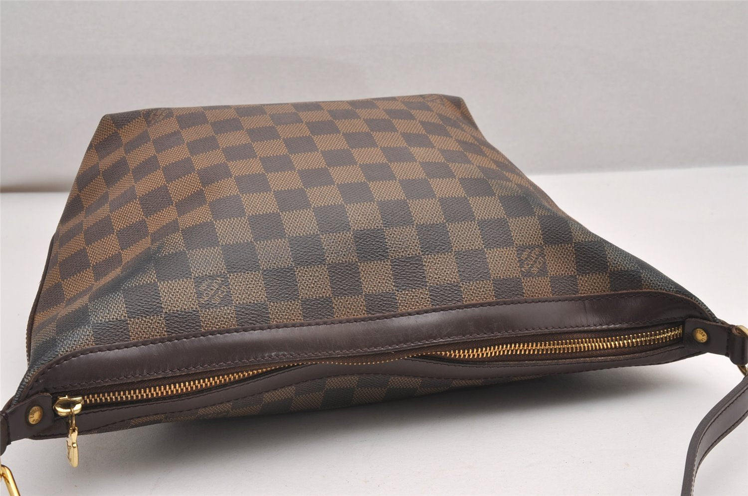 Authentic Louis Vuitton Damier Illovo MM Shoulder Hand Bag Purse N51995 LV 7656I