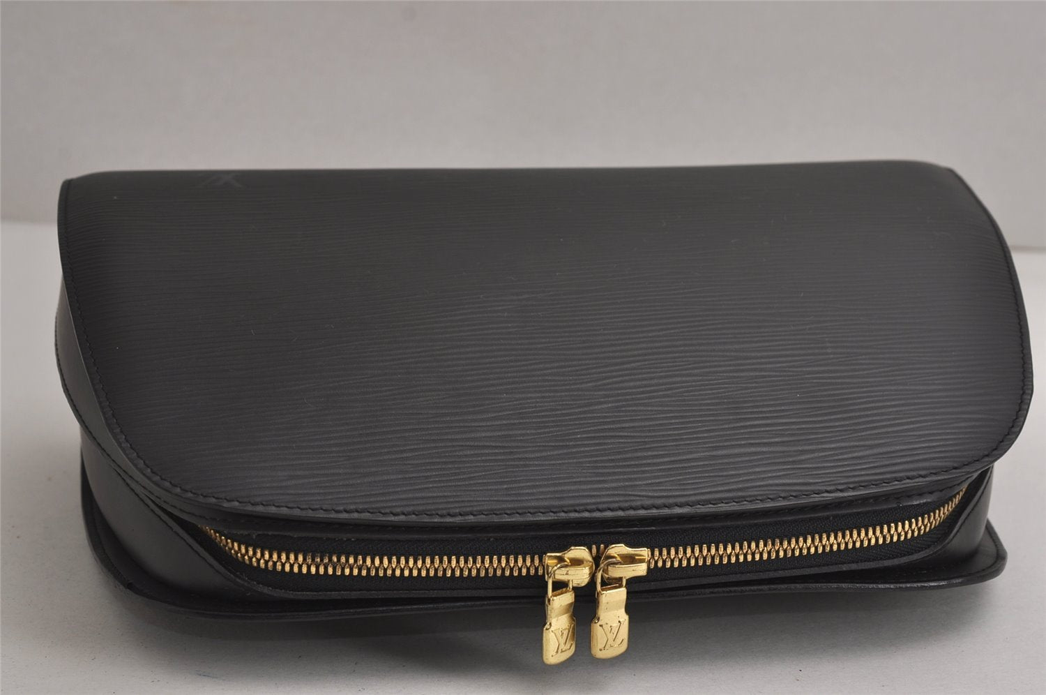 Authentic Louis Vuitton Epi Dauphine GM Pouch Clutch Bag Black M48432 Junk 7657J