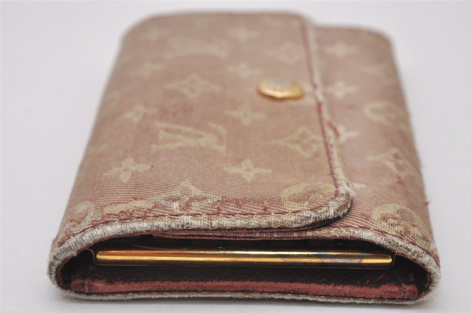 Authentic Louis Vuitton Monogram Idylle Multicles 6 Key Case M62993 Beige 7660I