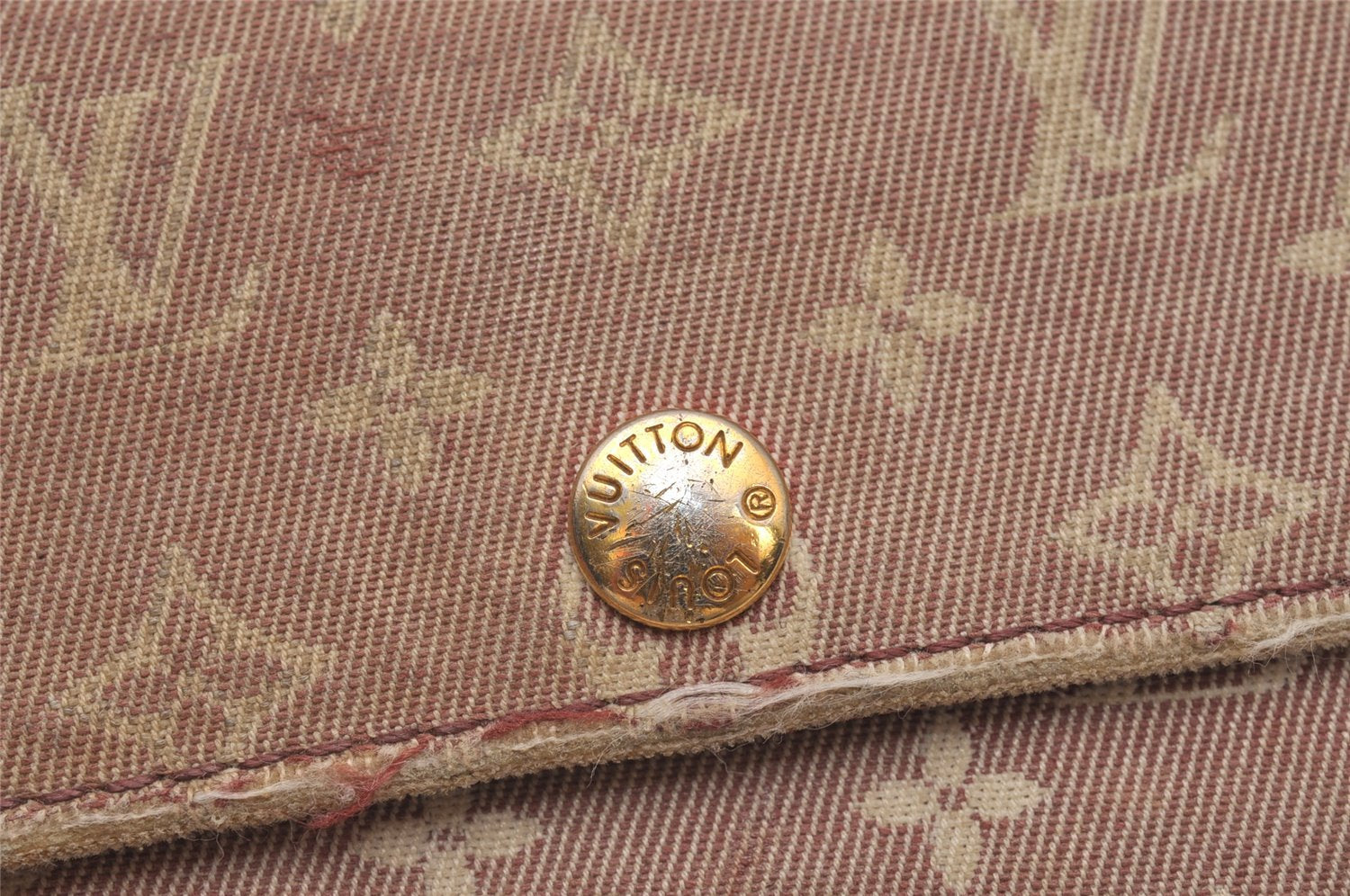 Authentic Louis Vuitton Monogram Idylle Multicles 6 Key Case M62993 Beige 7660I