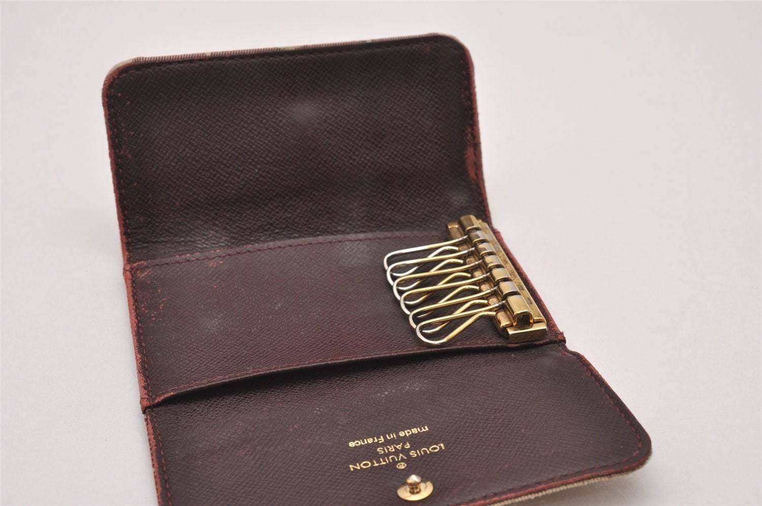 Authentic Louis Vuitton Monogram Idylle Multicles 6 Key Case M62993 Beige 7660I