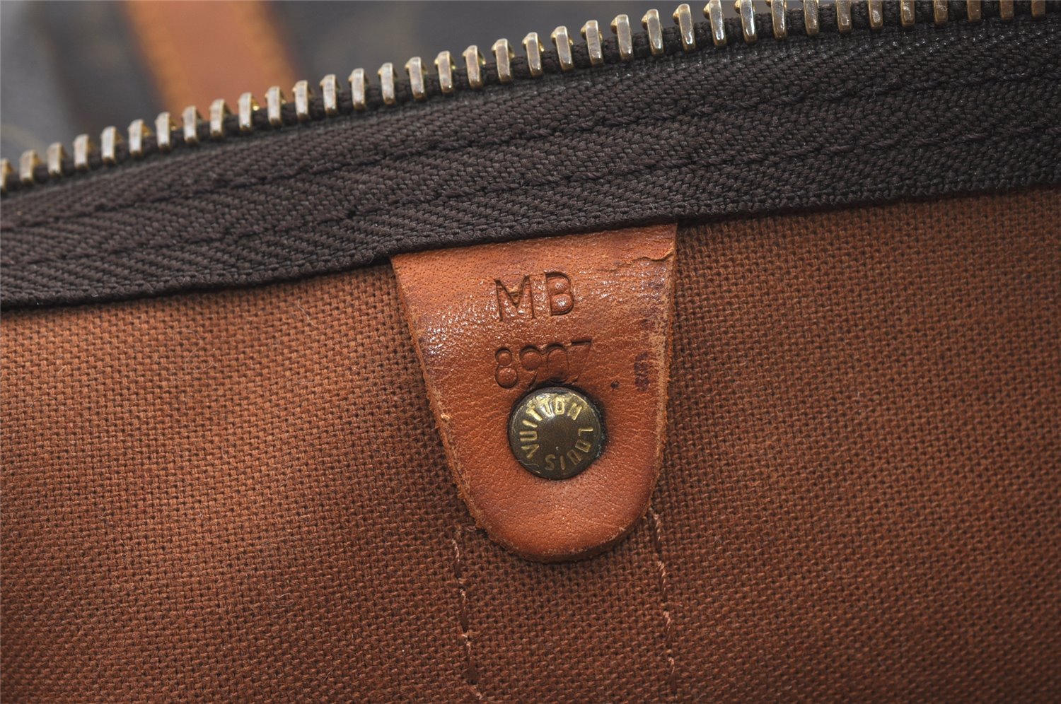 Authentic Louis Vuitton Monogram Keepall 50 Travel Boston Bag M41426 LV 7660J