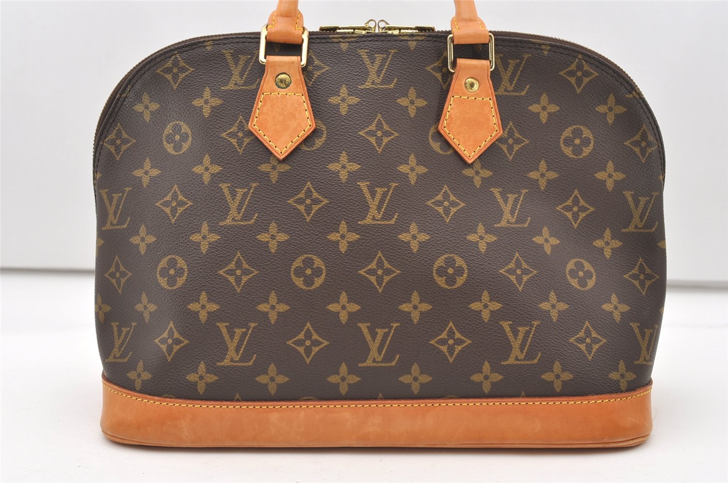 Authentic Louis Vuitton Monogram Alma Hand Bag Purse M51130 LV 7662J