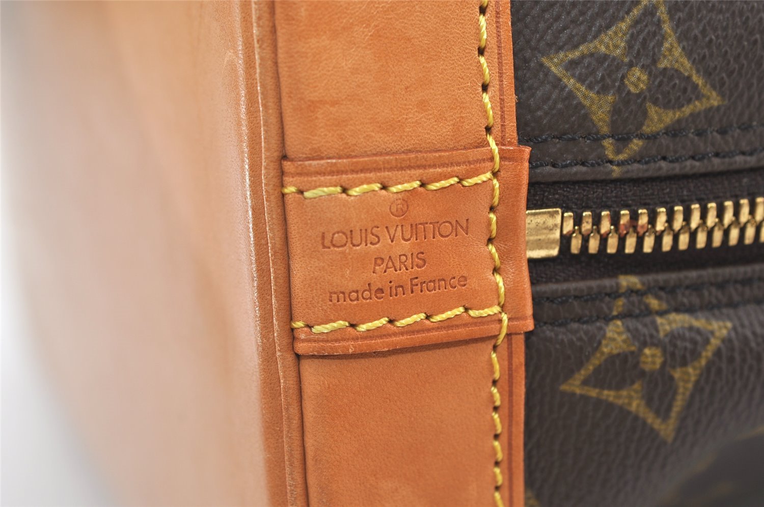 Authentic Louis Vuitton Monogram Alma Hand Bag Purse M51130 LV 7662J