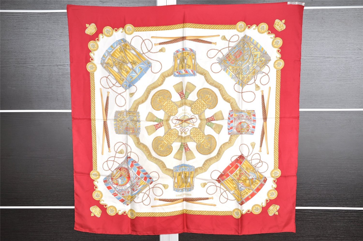 Authentic HERMES Carre 90 Scarf 