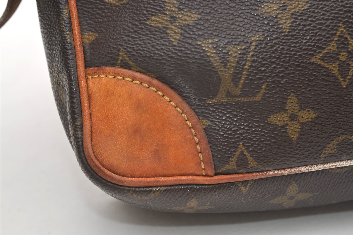 Authentic Louis Vuitton Monogram Compiegne 28 Clutch Hand Bag M51845 LV 7670J