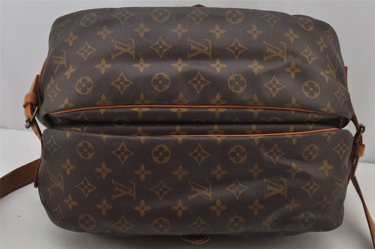 Authentic Louis Vuitton Monogram Saumur 35 Shoulder Cross Bag M42254 LV 7671J