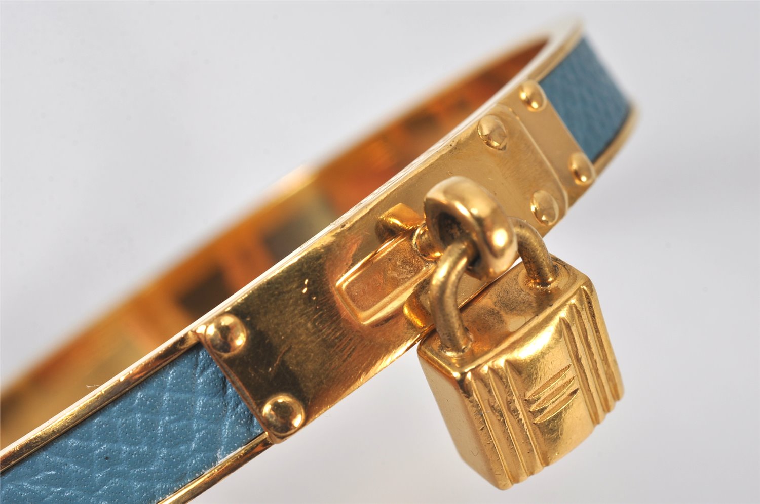 Authentic HERMES Kelly Cadena Bangle Bracelet Gold Blue 7672K