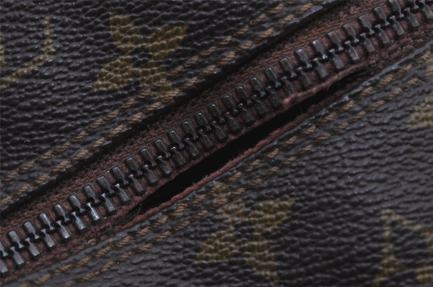 Authentic Louis Vuitton Monogram Papillon 30 Hand Bag Old Model LV 7673J