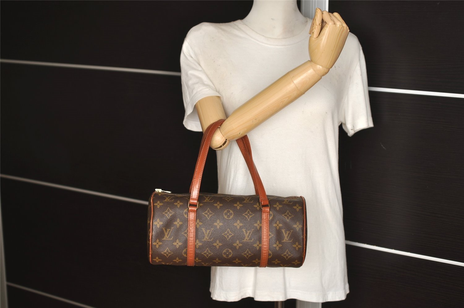 Authentic Louis Vuitton Monogram Papillon 30 Hand Bag Old Model LV 7673J