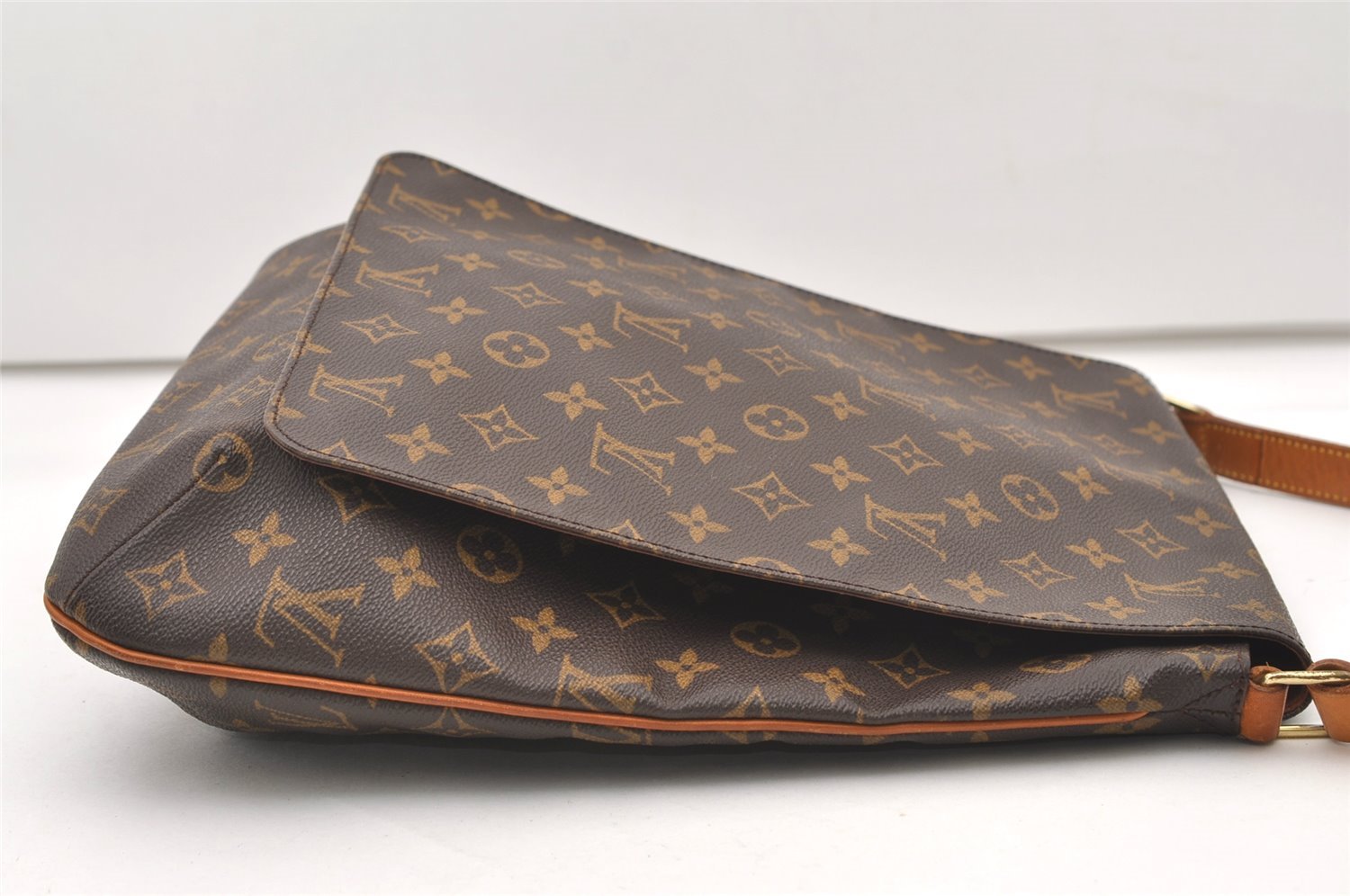 Authentic Louis Vuitton Monogram Musette Shoulder Cross Body Bag M51256 LV 7675J