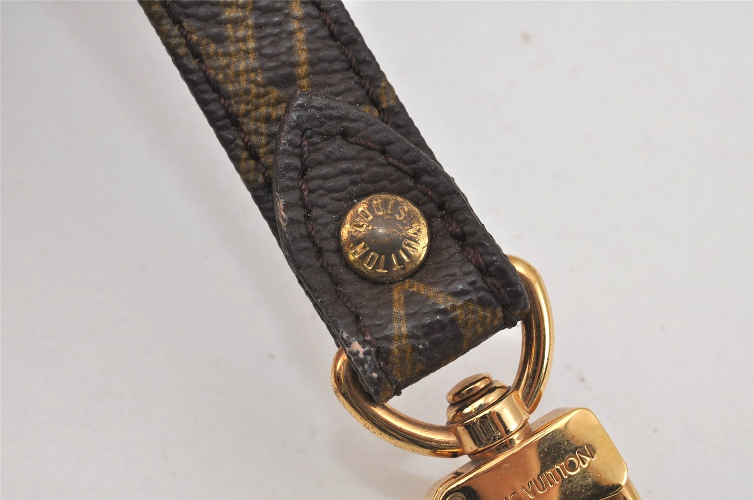 Authentic Louis Vuitton Monogram Shoulder Strap 39