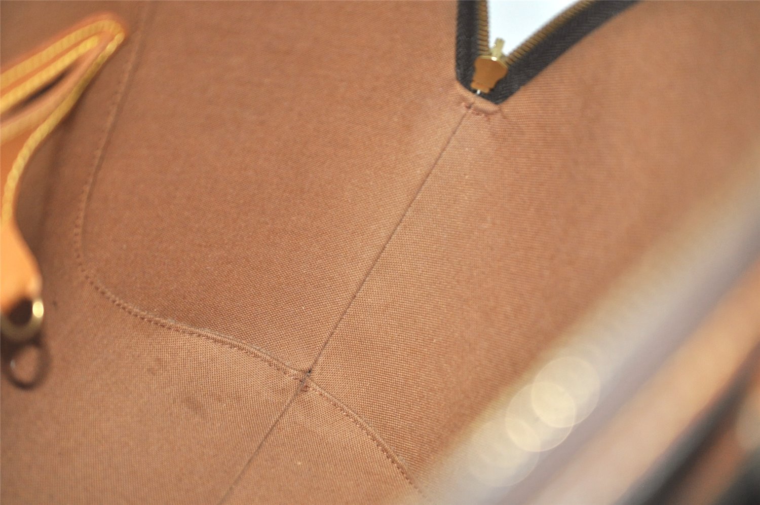 Authentic Louis Vuitton Monogram Ellipse MM Hand Bag M51126 LV 7679I