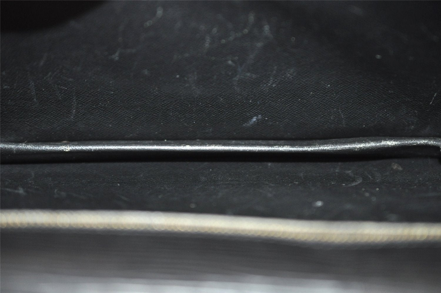 Authentic Louis Vuitton Epi Sellier Dragonne Clutch Bag Black M52612 LV 7684I