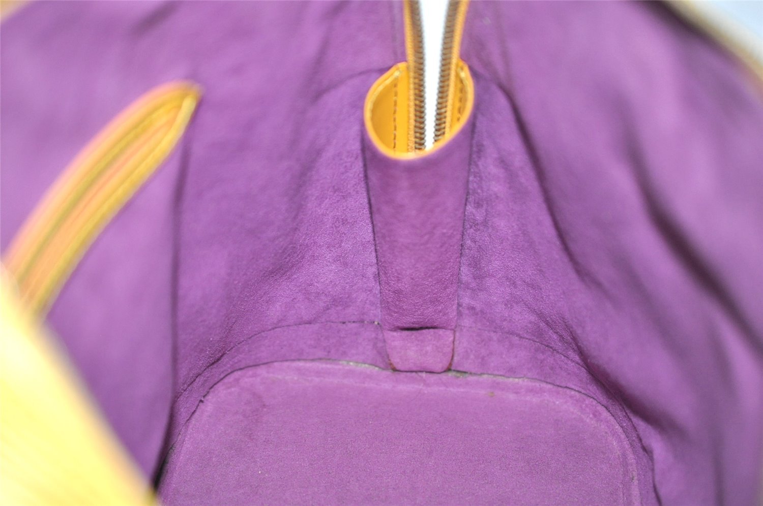 Authentic Louis Vuitton Epi Alma PM Hand Bag Yellow M52149 LV 7686I