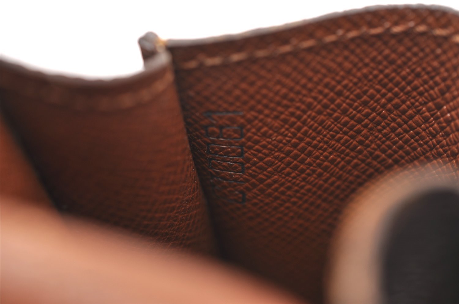 Authentic Louis Vuitton Monogram Etui Cigarette Case M63024 LV 7687I