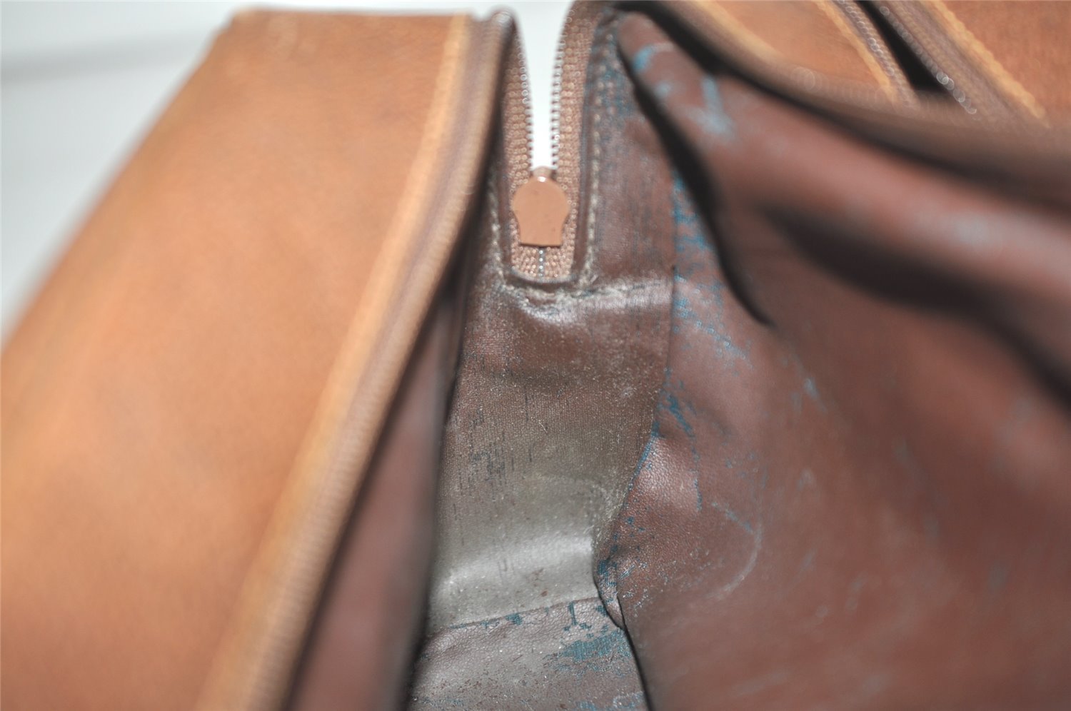 Authentic GUCCI Vintage Clutch Hand Bag Purse Leather Brown Junk 7689I