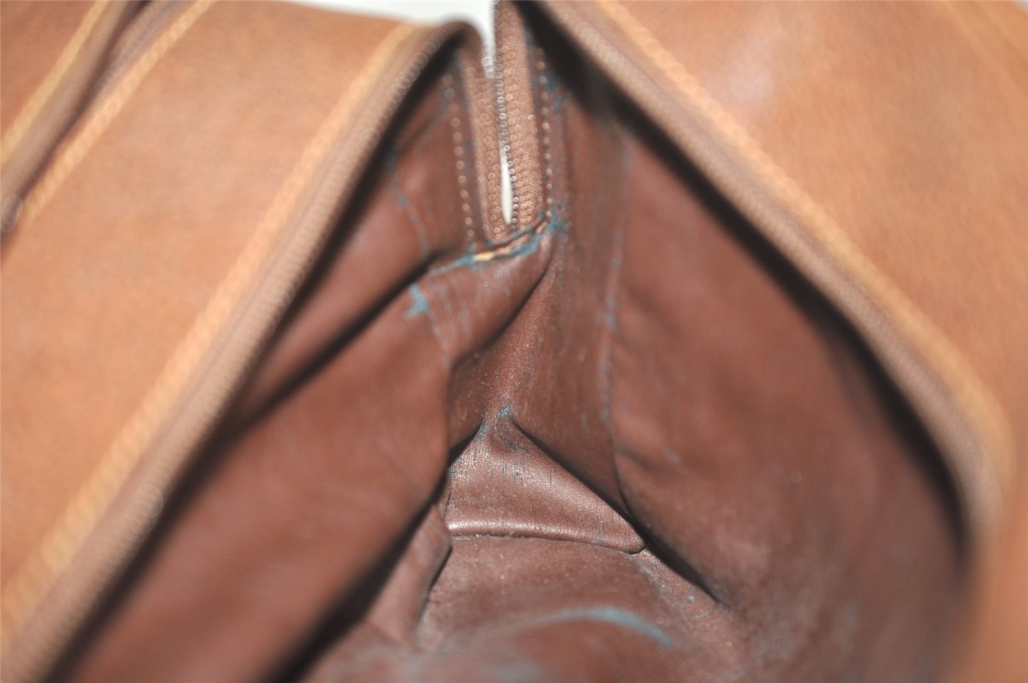 Authentic GUCCI Vintage Clutch Hand Bag Purse Leather Brown Junk 7689I