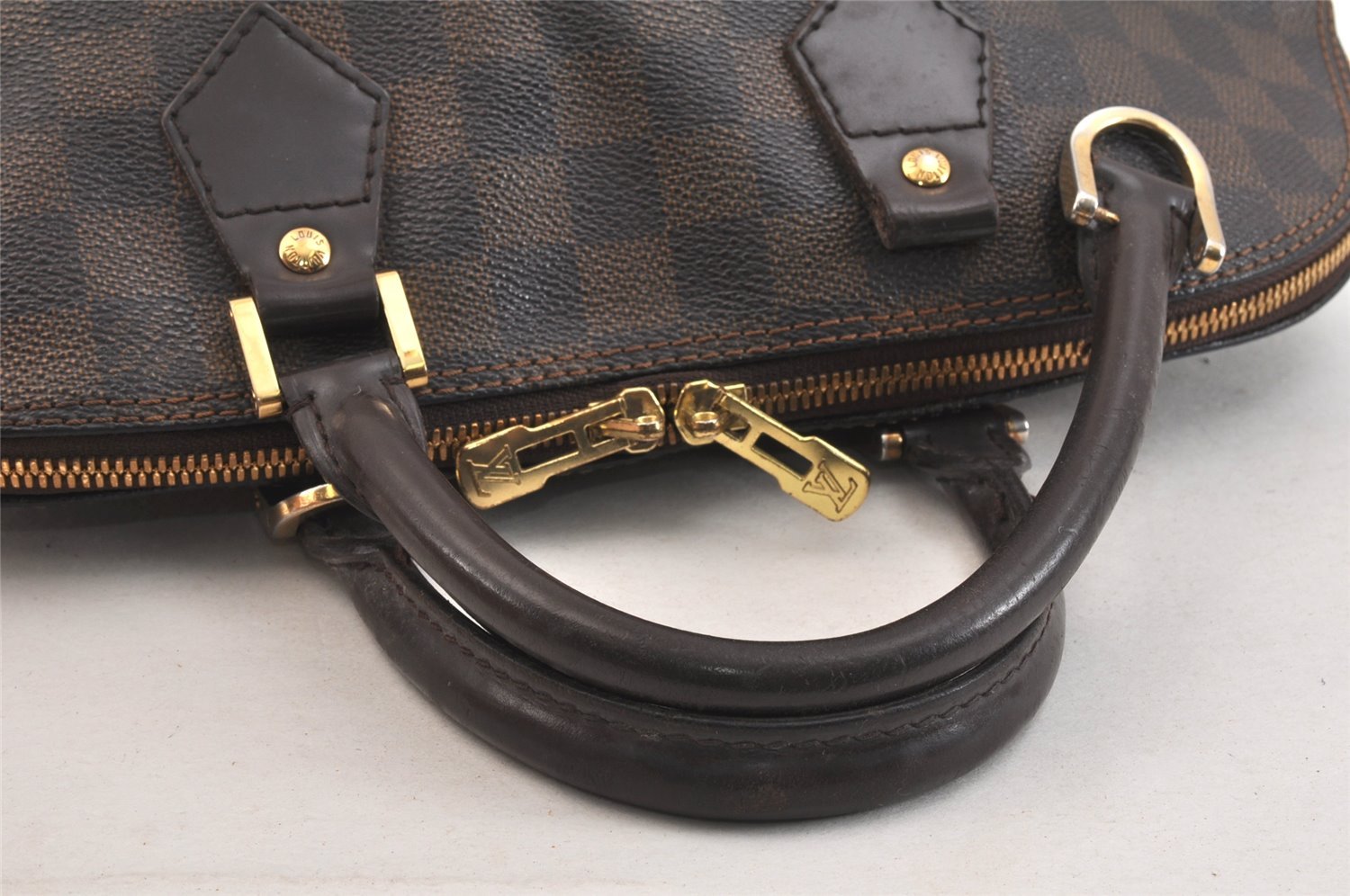 Authentic Louis Vuitton Damier Alma Hand Bag Purse N51131 LV Junk 7692K