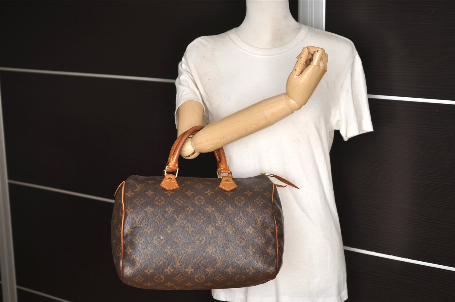 Authentic Louis Vuitton Monogram Speedy 30 Hand Boston Bag M41526 LV 7693I