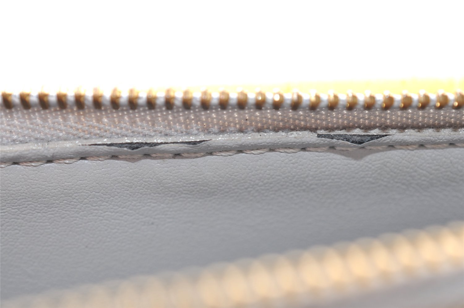 Auth Louis Vuitton Monogram Vernis Mott Shoulder Hand Bag Yellow M91030 LV 7699I