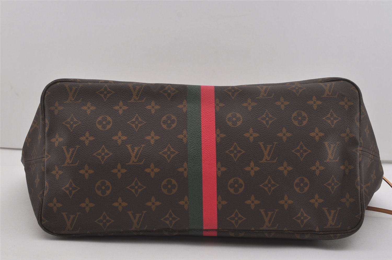 Authentic Louis Vuitton Mon Monogram Neverfull GM Shoulder Tote Bag LV 7704I