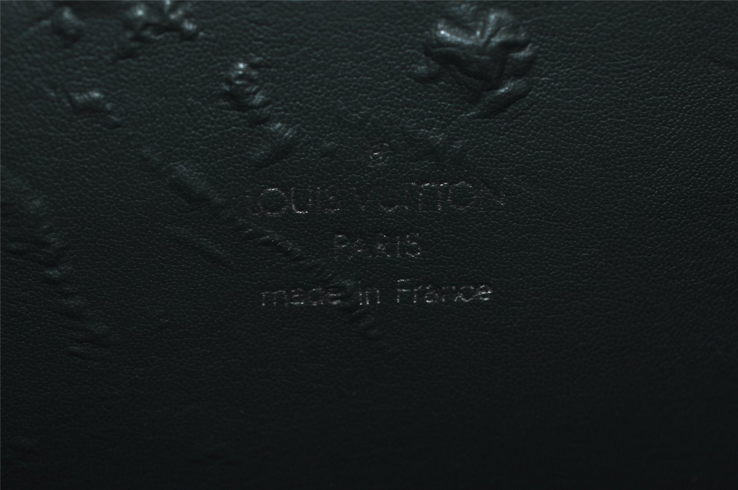 Auth Louis Vuitton Taiga Porte Documents Lozan 2Way Briefcase M30054 Green 7705I