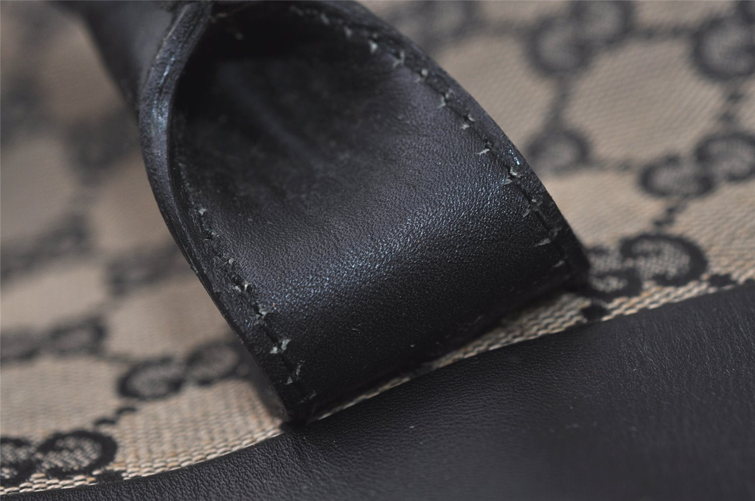 Authentic GUCCI Vintage Hand Tote Bag GG Canvas Leather 0021121 Black 7707J