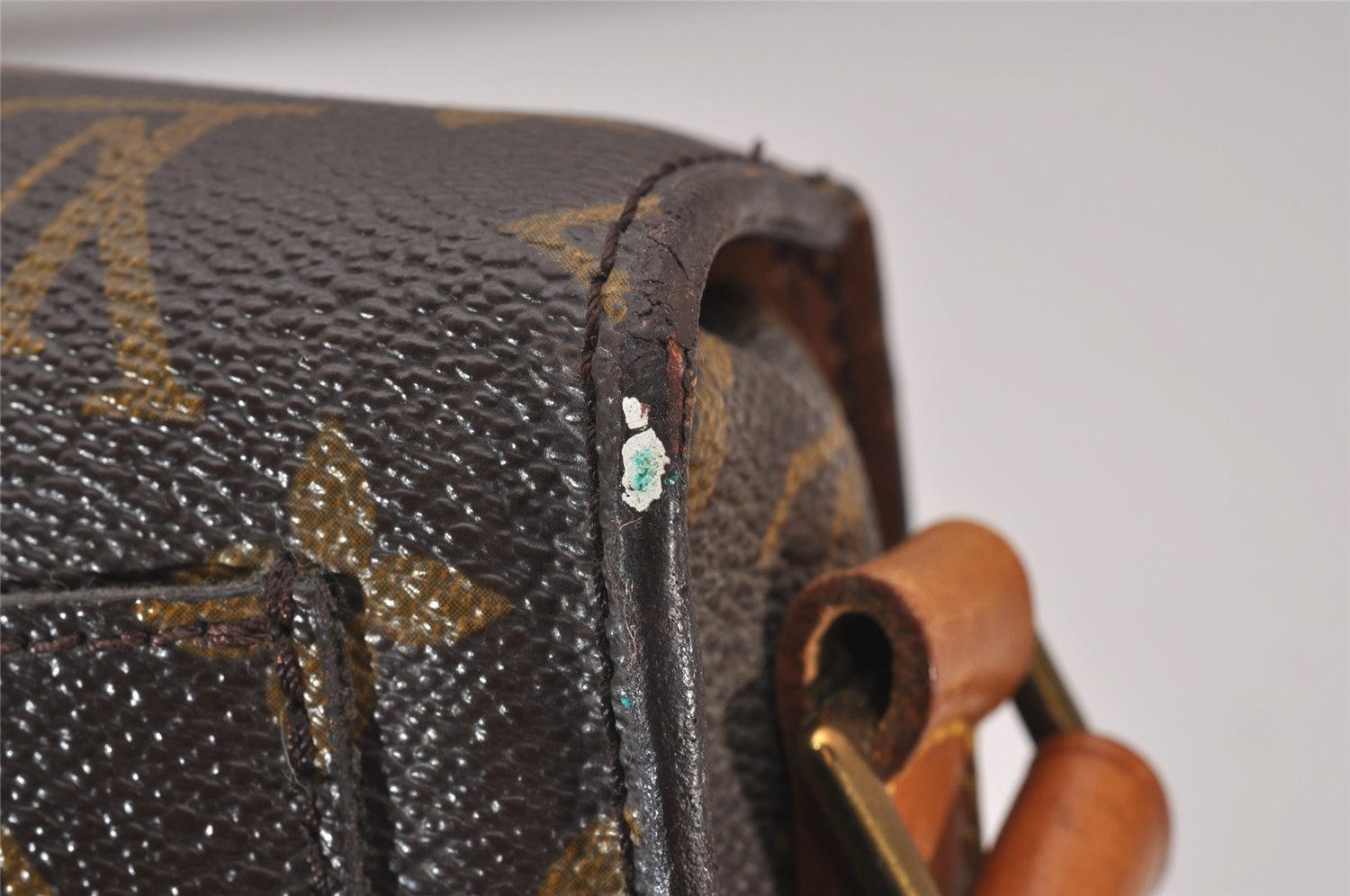 Authentic Louis Vuitton Monogram Saint Cloud GM M51242 Shoulder Cross Bag 7710I