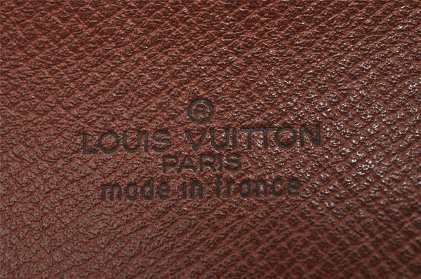 Authentic Louis Vuitton Monogram Saint Cloud GM M51242 Shoulder Cross Bag 7710I