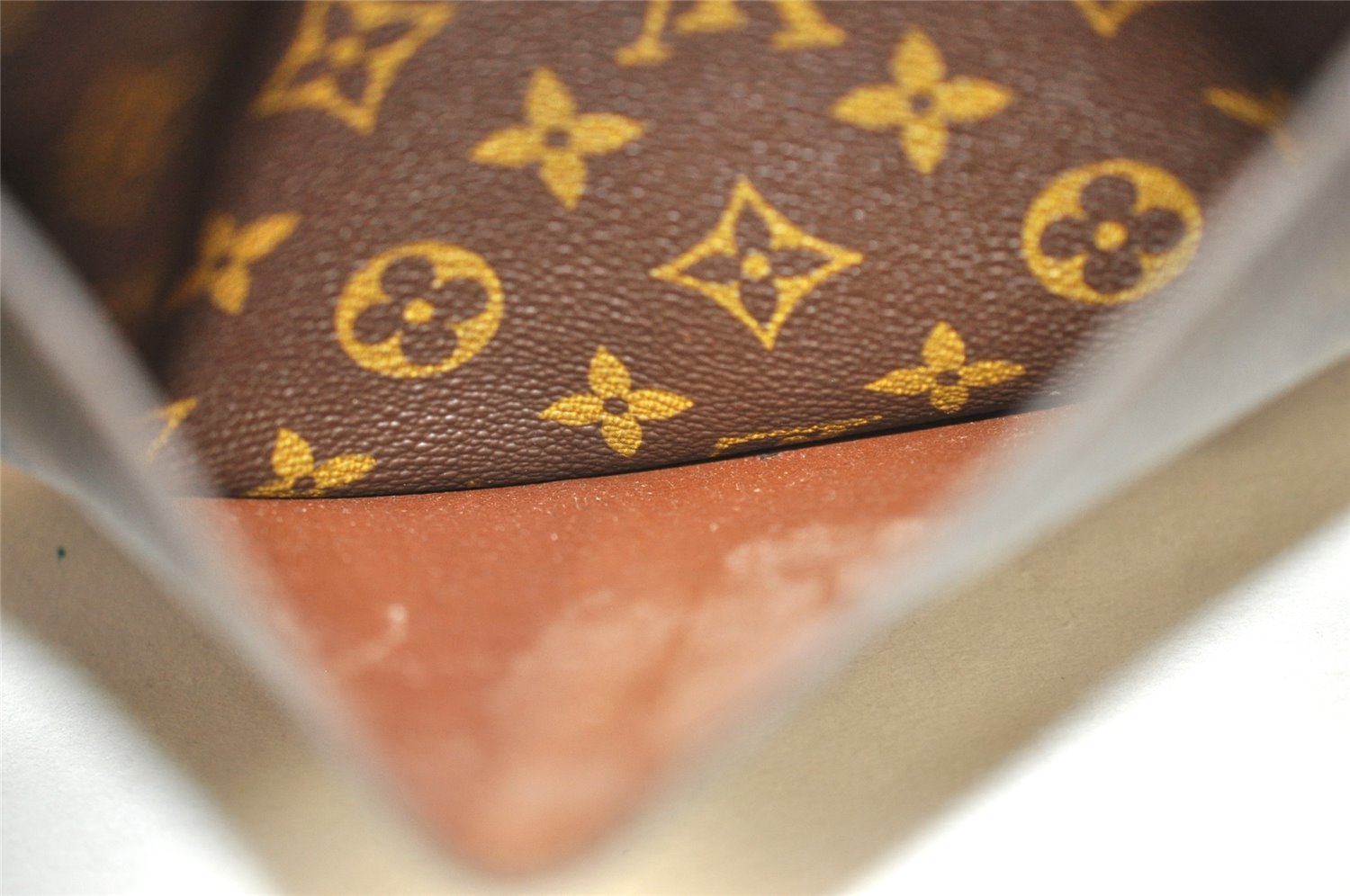 Authentic Louis Vuitton Monogram Saint Cloud GM M51242 Shoulder Cross Bag 7710I