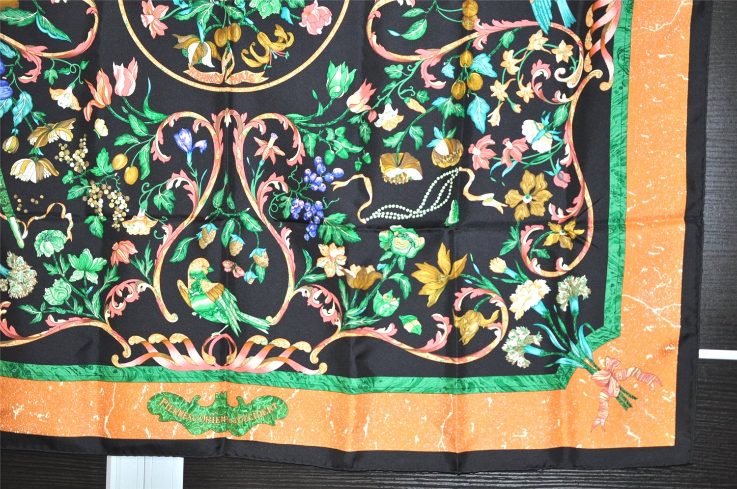 Auth HERMES Carre 90 Scarf 