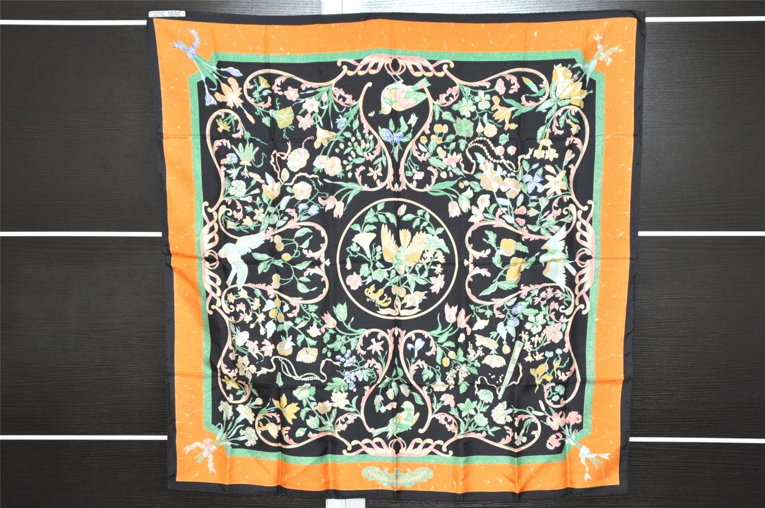 Auth HERMES Carre 90 Scarf 