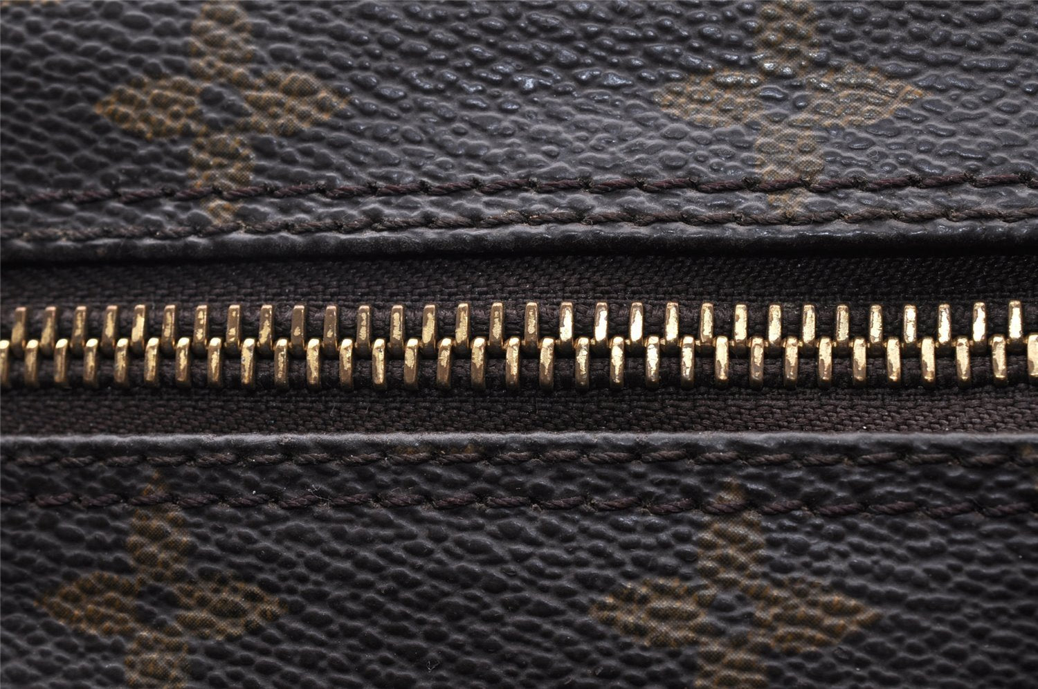 Authentic Louis Vuitton Monogram Papillon 30 Hand Bag Old Model LV 7714I