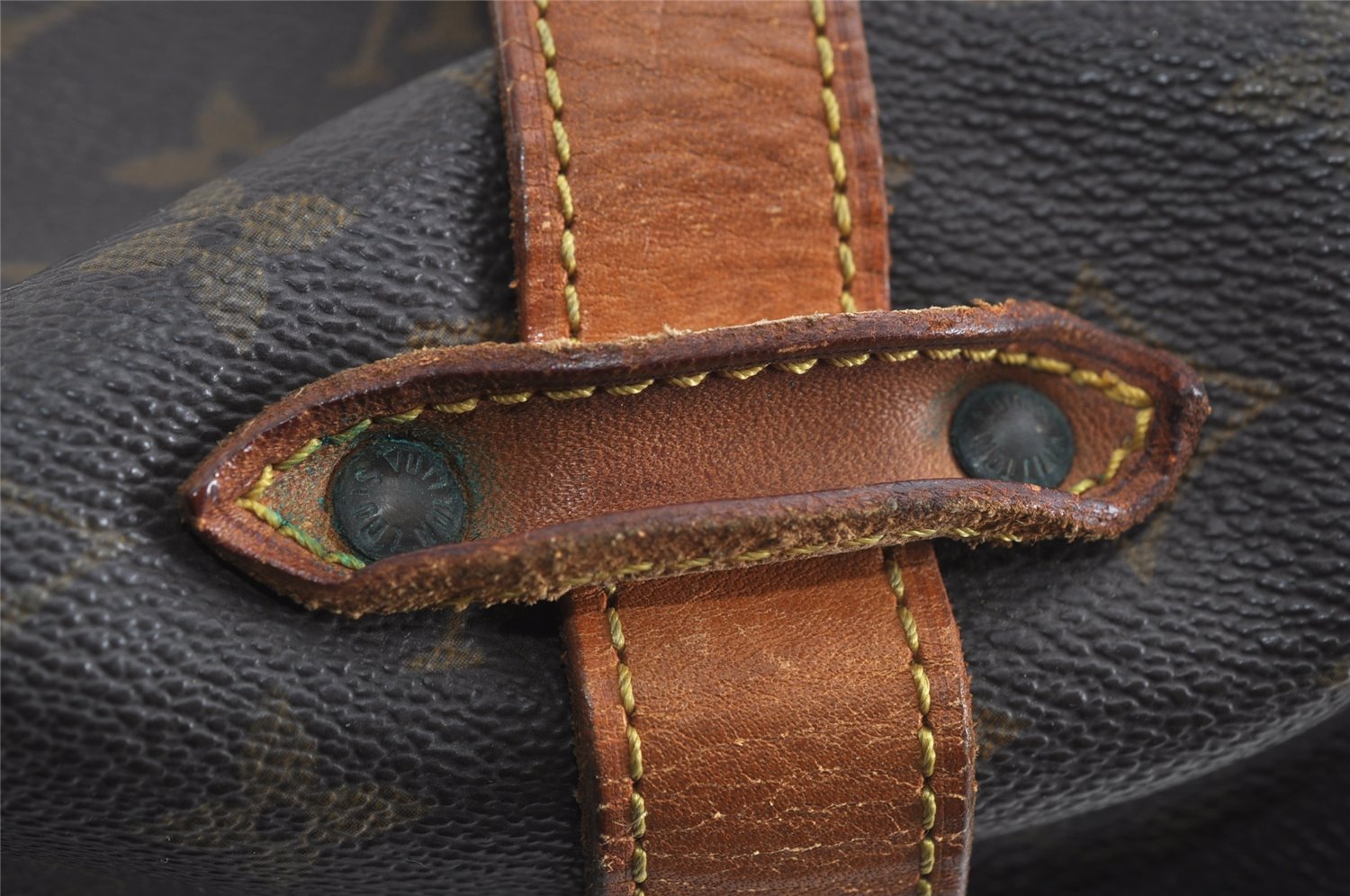 Authentic Louis Vuitton Monogram Saumur 43 Shoulder Cross Bag M42252 LV 7719I