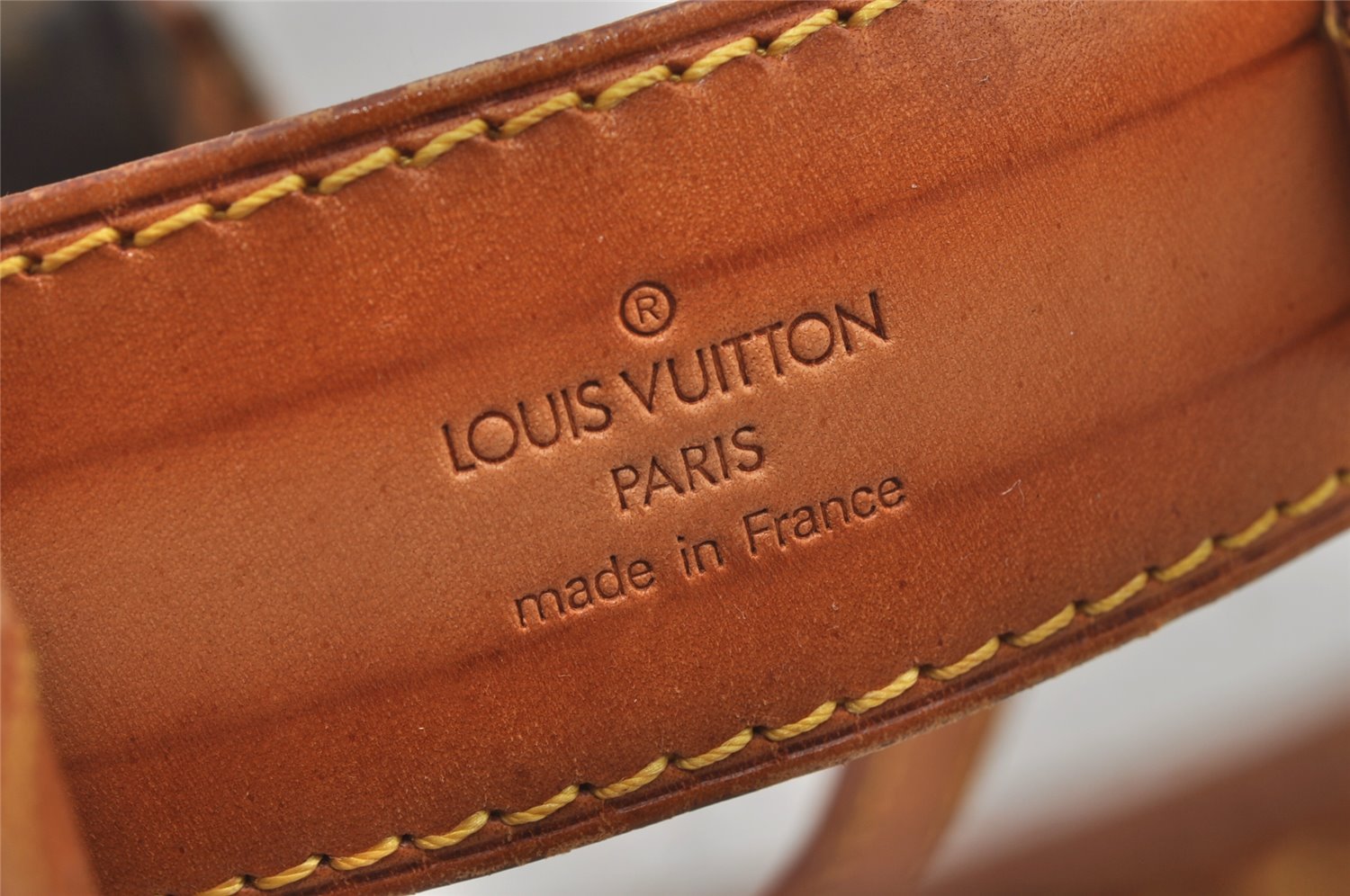 Authentic Louis Vuitton Monogram Saint Cloud GM M51242 Shoulder Cross Bag 7720J