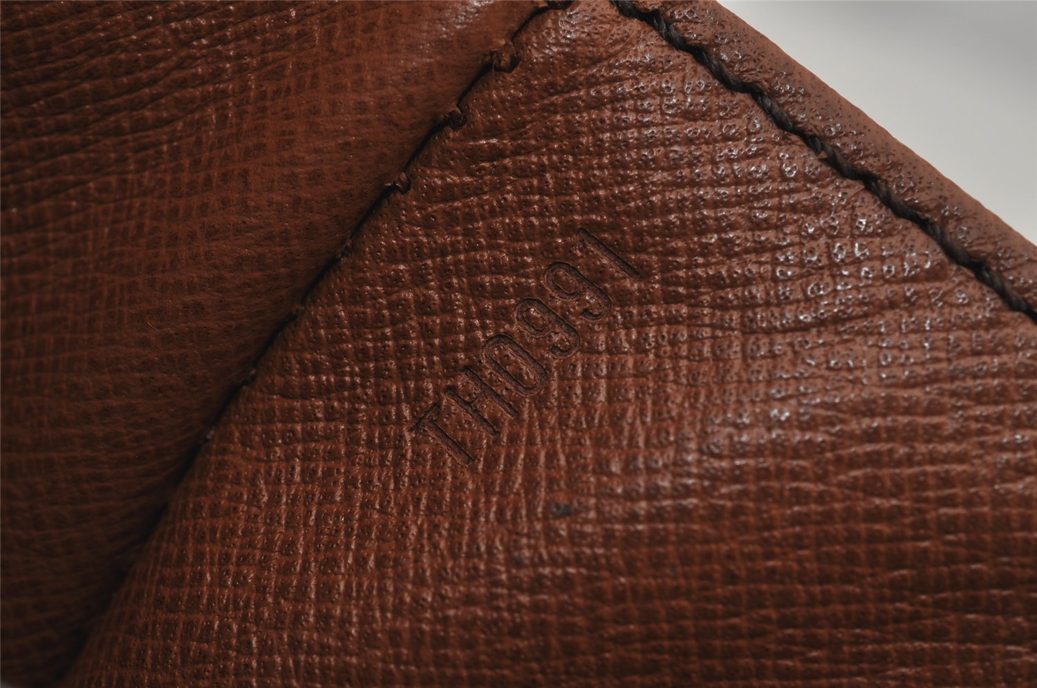 Authentic Louis Vuitton Monogram Saint Cloud GM M51242 Shoulder Cross Bag 7720J