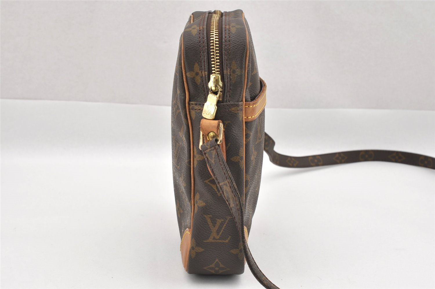 Authentic Louis Vuitton Monogram Danube Shoulder Cross Bag M45266 LV Junk 7724I