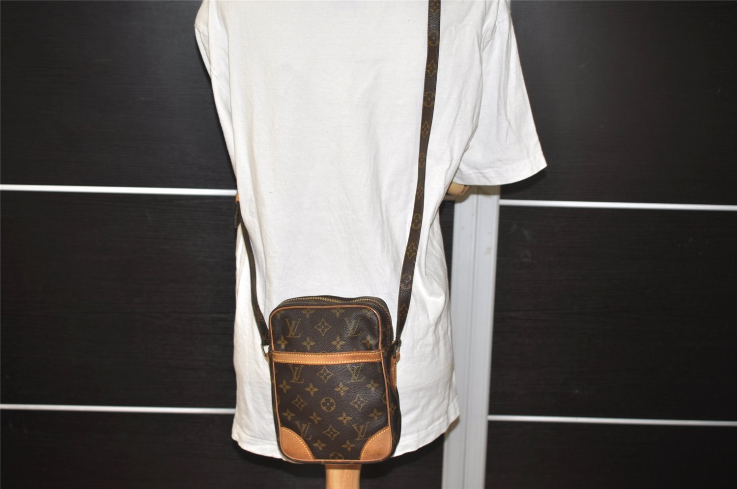 Authentic Louis Vuitton Monogram Danube Shoulder Cross Bag M45266 LV Junk 7724I