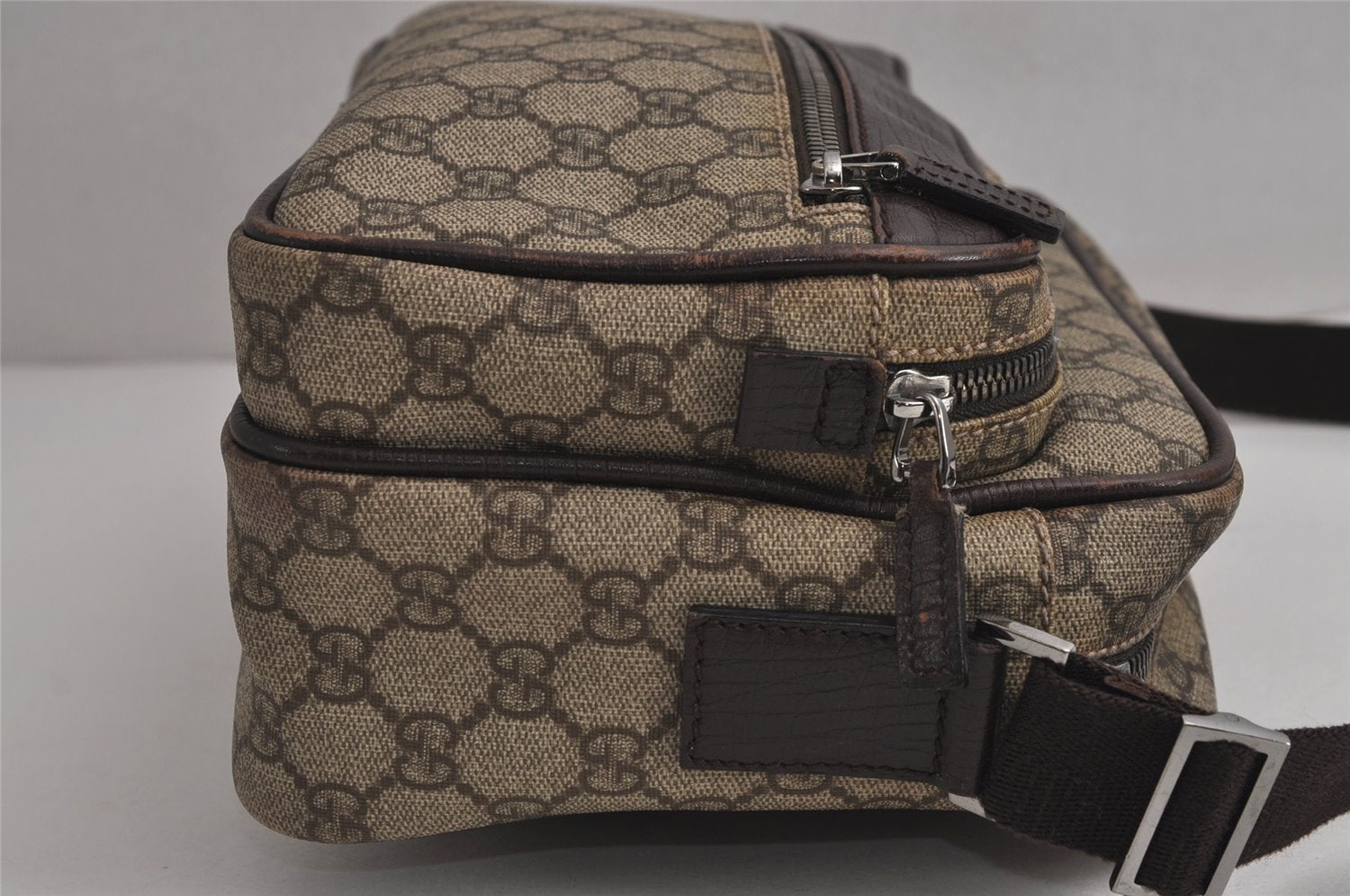 Authentic GUCCI Shoulder Cross Body Bag Purse GG PVC Leather 114531 Brown 7724J