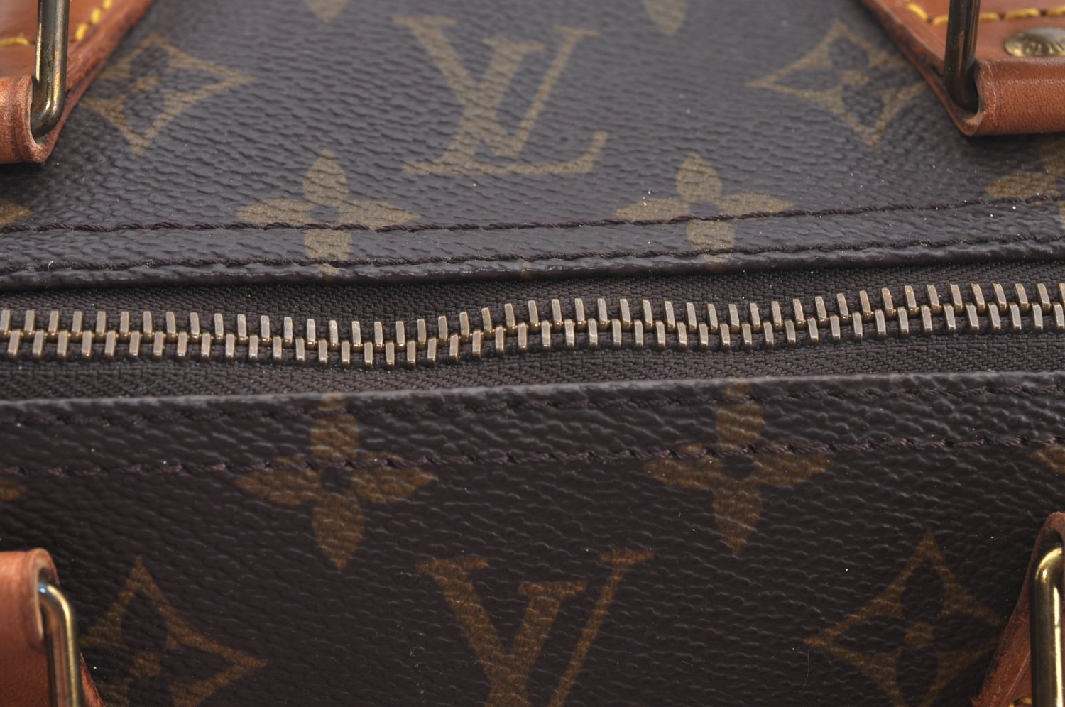 Authentic Louis Vuitton Monogram Speedy 40 Hand Boston Bag M41522 LV 7725I